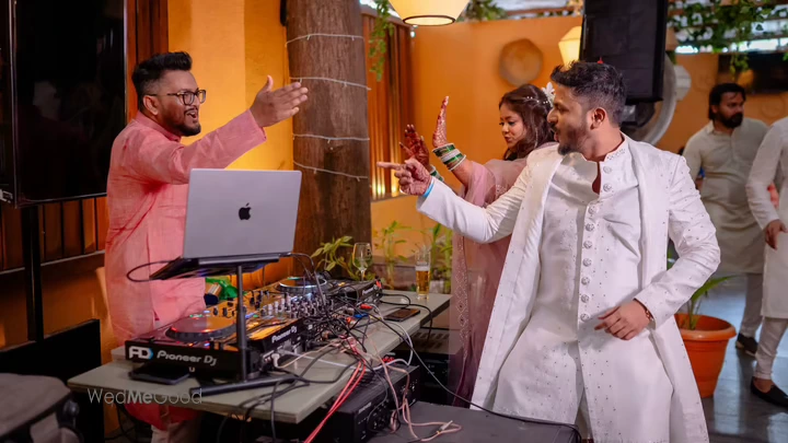 Live DJ booking in Delhi NCR